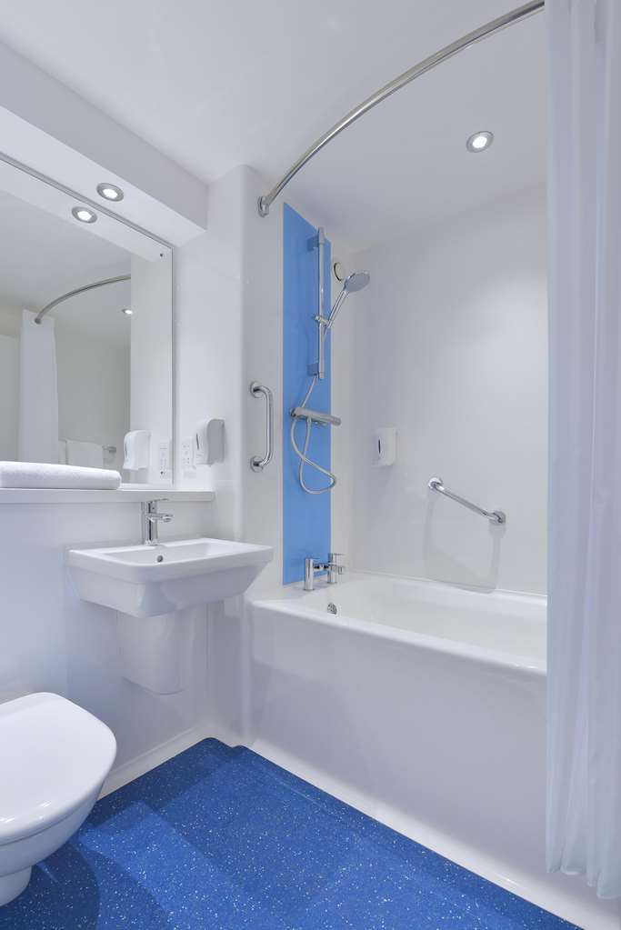 Travelodge Basildon Quarto foto