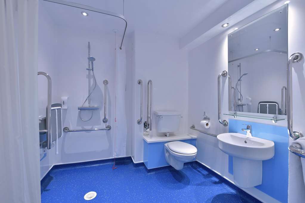 Travelodge Basildon Quarto foto
